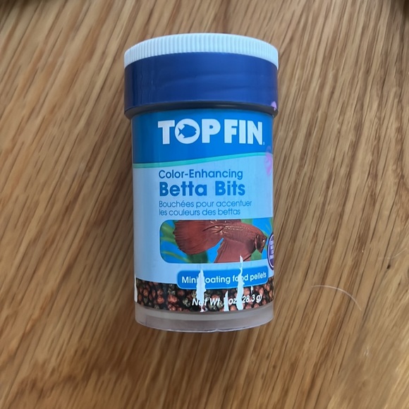 Just add water and fish kit without pink rocks pictured - Picture 2 of 4